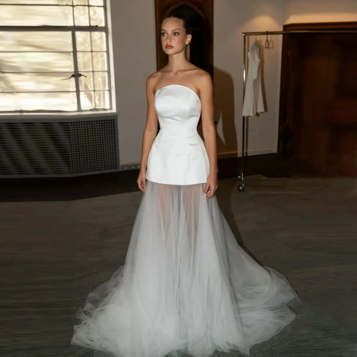 Abito da sposa classico bianco sporco Abito da sposa in tulle di raso Abito da sposa da giardino sulla spiaggia Abiti da ballo e