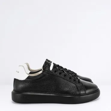  AMBITIOUS Sneaker in Pelle Col. Nero