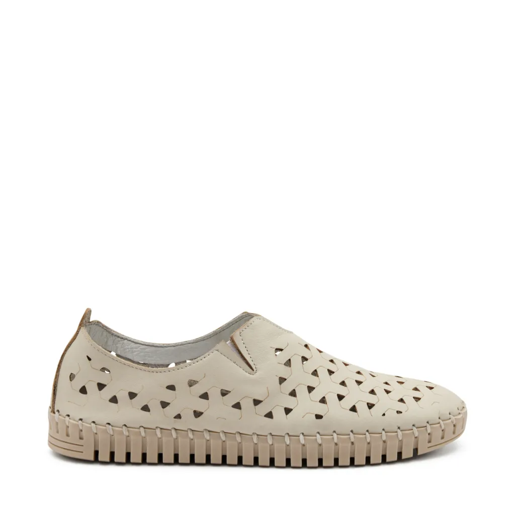 Frau  ---------    ------------ 52M0-Offwhite  mocassino donna PE24