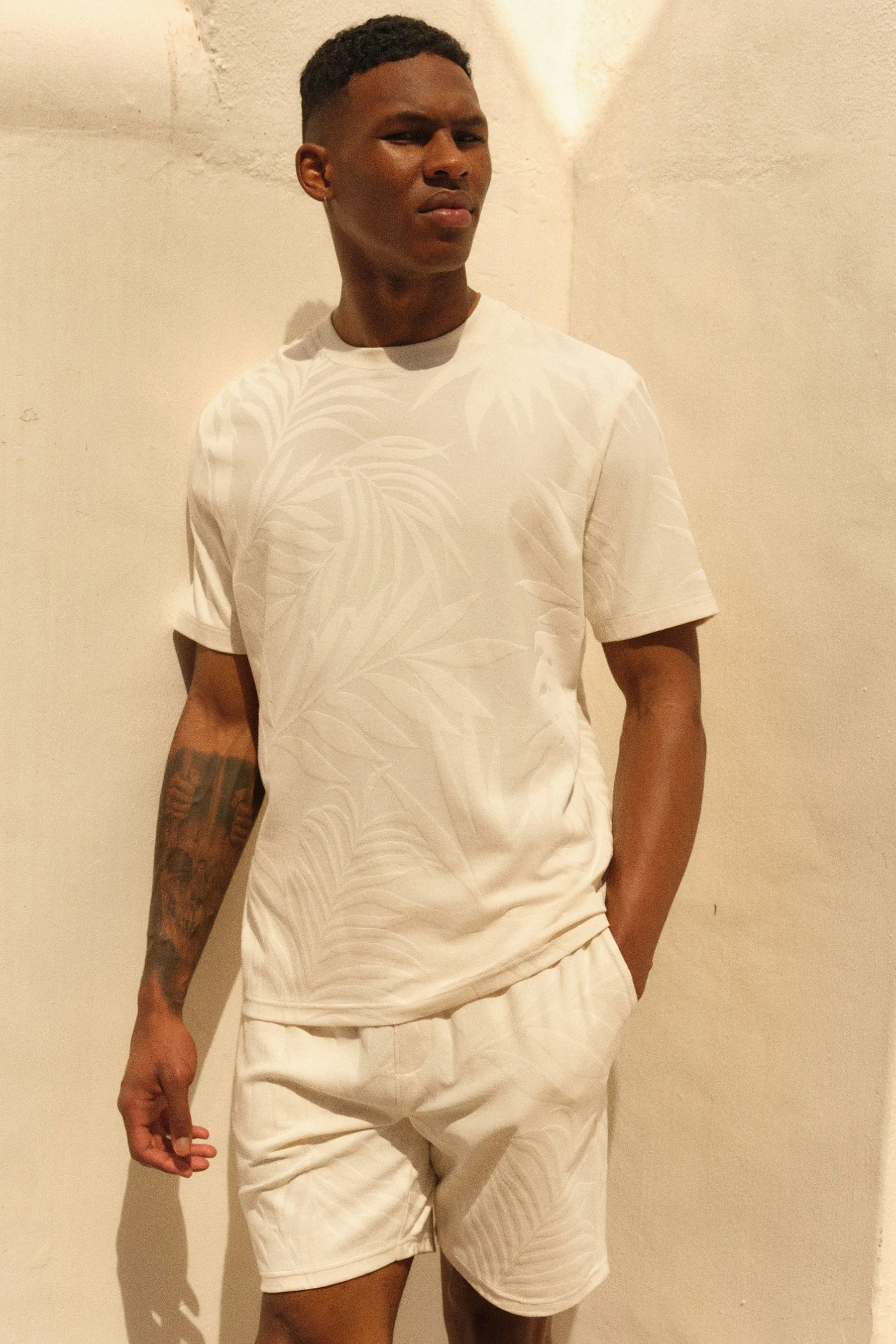 T-shirt testurizzata in Floreale jersey    